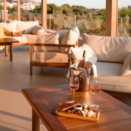 Somewhere Vouliagmeni Athena Bagian luar foto