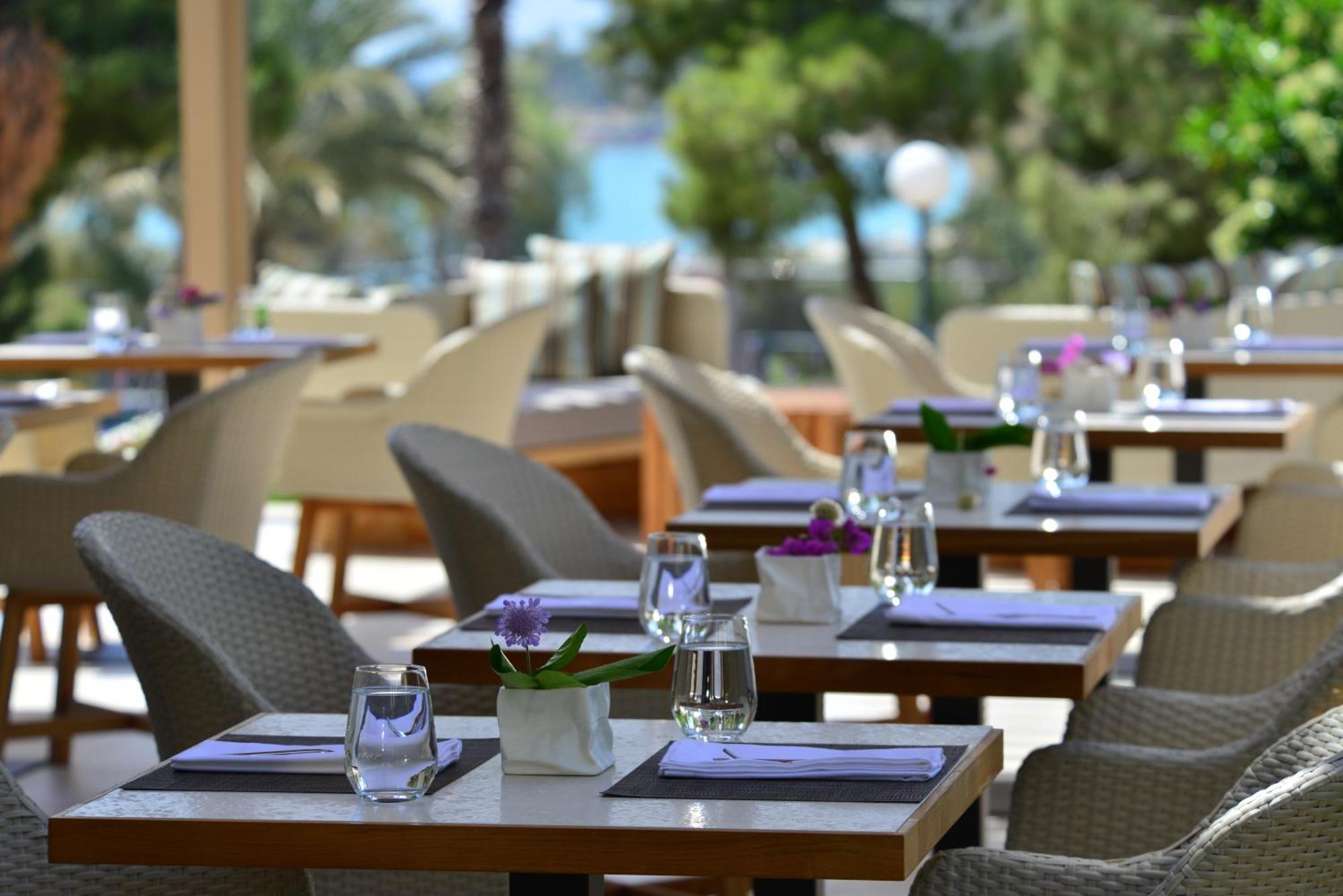 Somewhere Vouliagmeni Athena Bagian luar foto