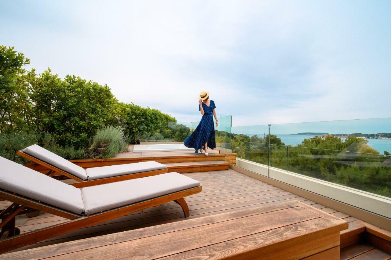 Somewhere Vouliagmeni Athena Bagian luar foto